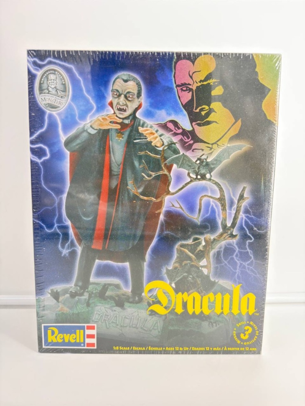 Revell Dracula Universal Studios Monsters 1:8 Scale Model Kit 2009 New Sealed